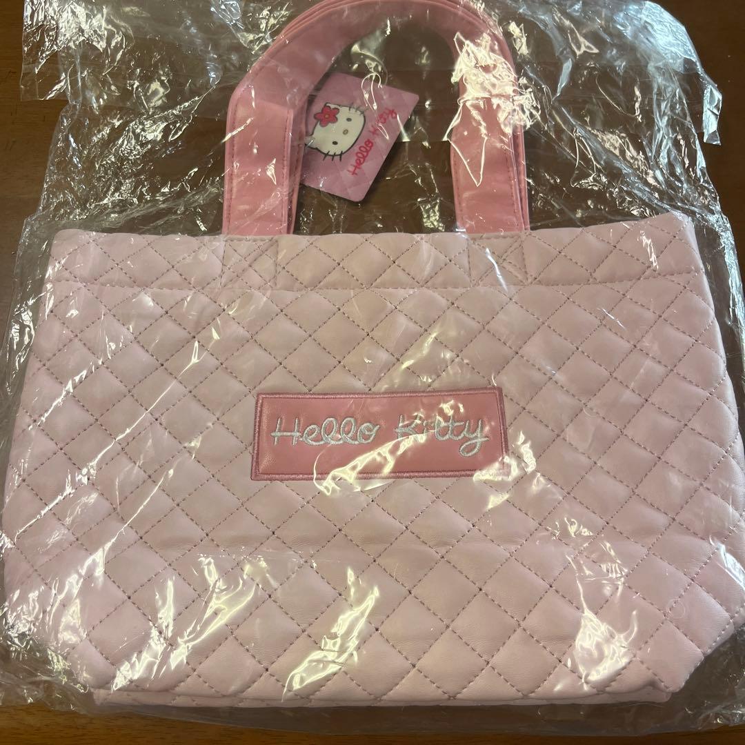 新品 未使用 サンリオ キティ キルトシリーズ トートバッグ