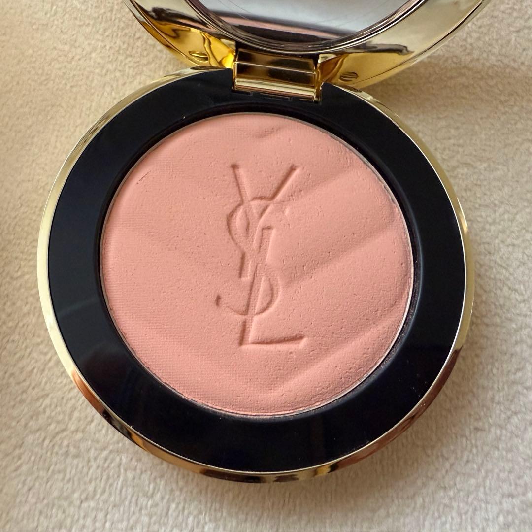 YSL メイクミーブラッシュ　パウダー　24 スワーヴサンストーン