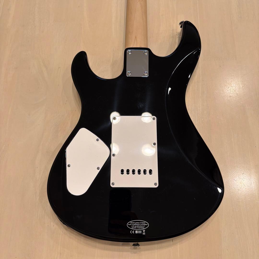 YAMAHA Pacifica PAC112V エレキギター ブラック