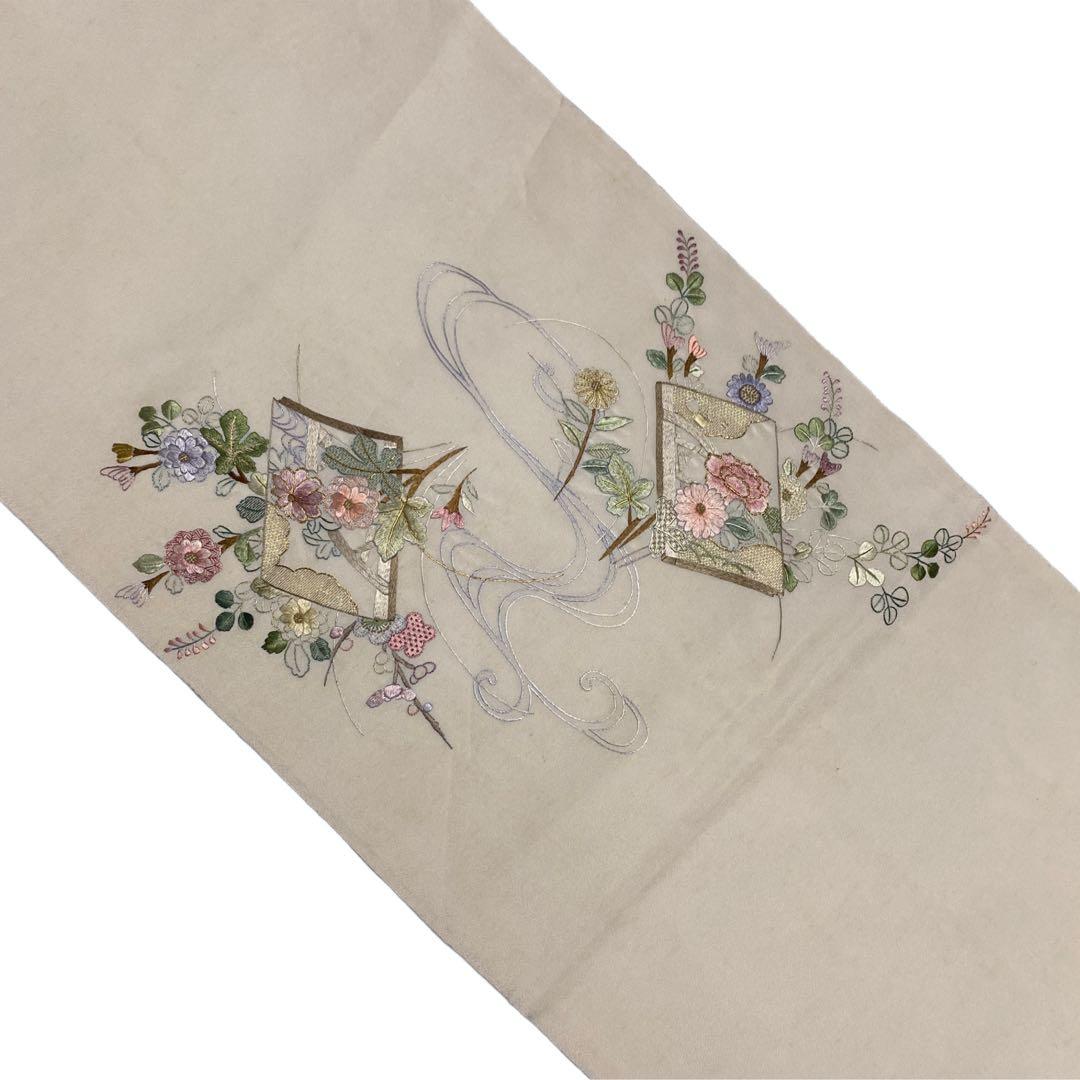 ̮⃝ 季節の花々と読み本 総刺繍 袋帯