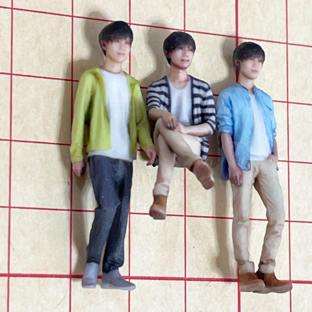 1/43 フィギュア30体完成品ミニカーに1/64より大