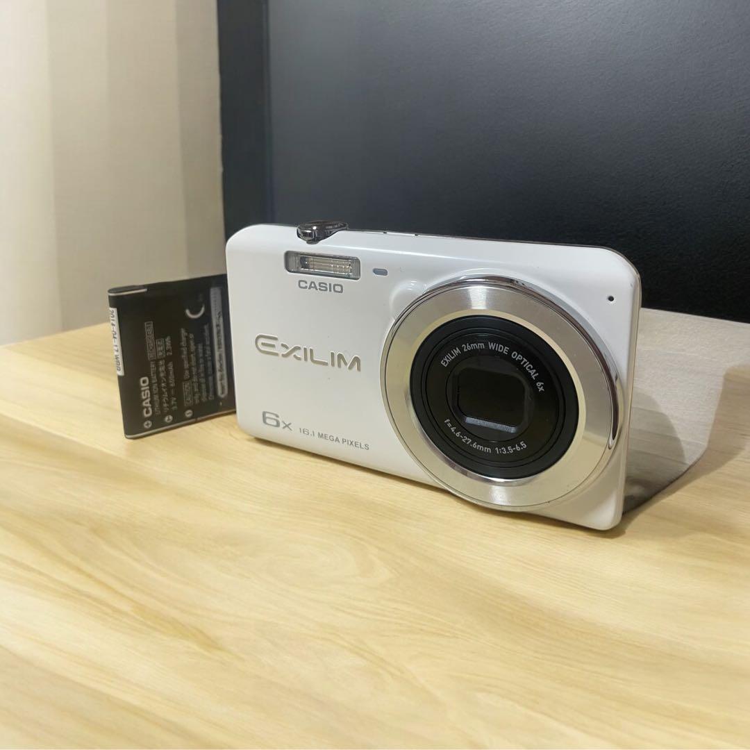 CASIO カシオ EXILIM EX-Z780 デジタルカメラ