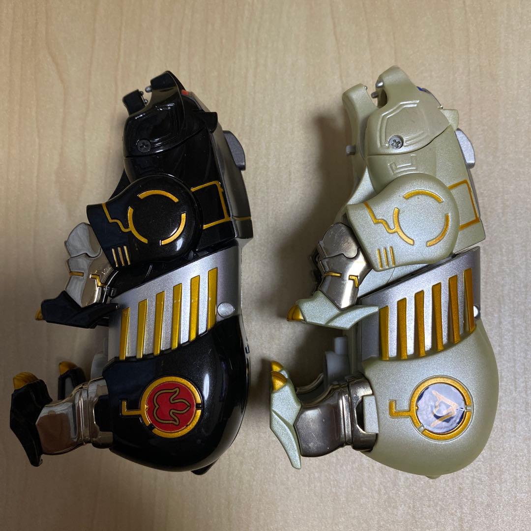 ねコネコ　出品中