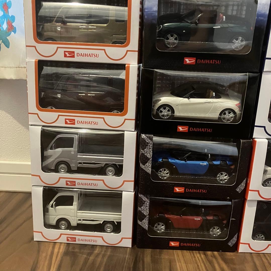 ゆ*う様 【まとめ売りオークション！】ダイハツ　プルバックカー 29台　ミニ四駆