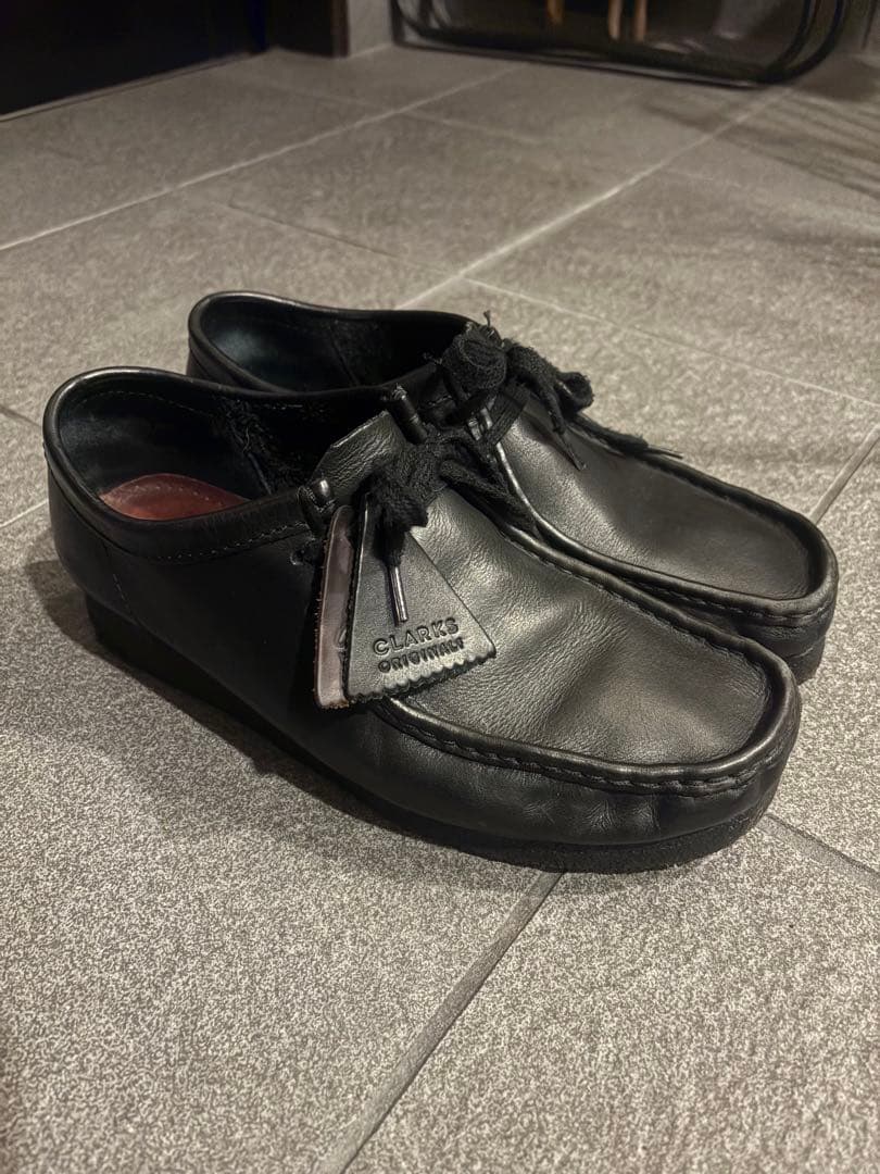 Clarks ブラック wallabee