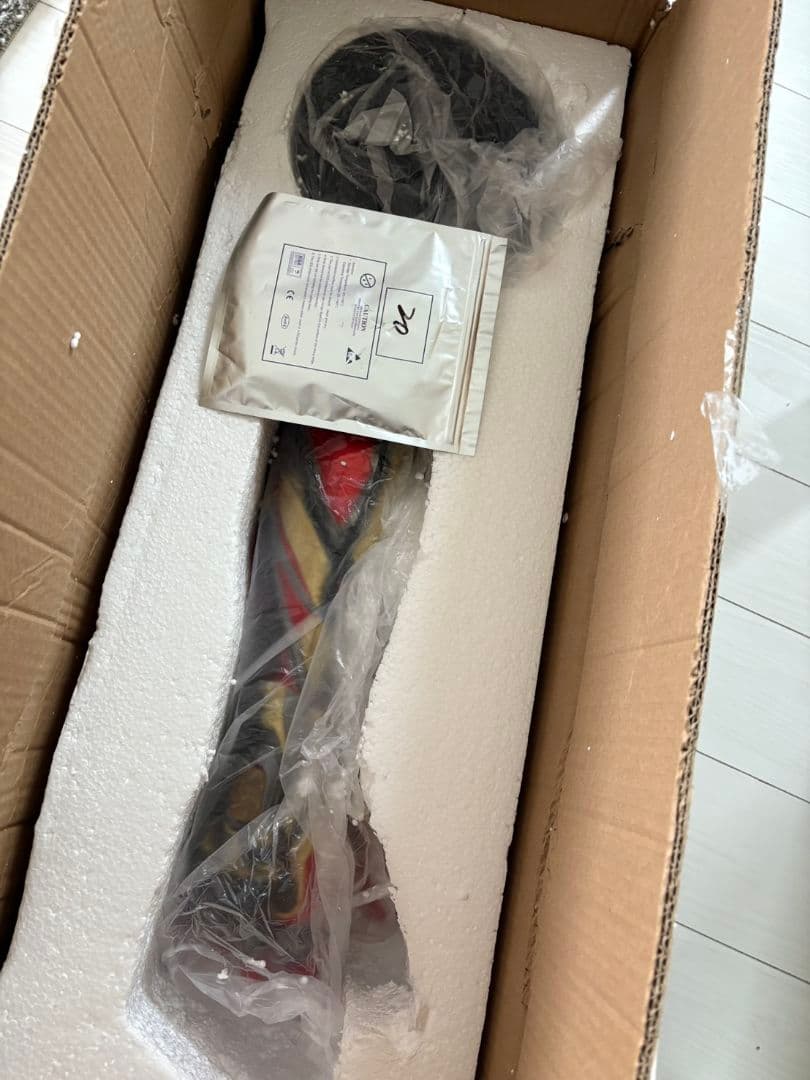 新品未使用です！アイアンマンのナノ・ガントレット 1/1 レプリカ LED