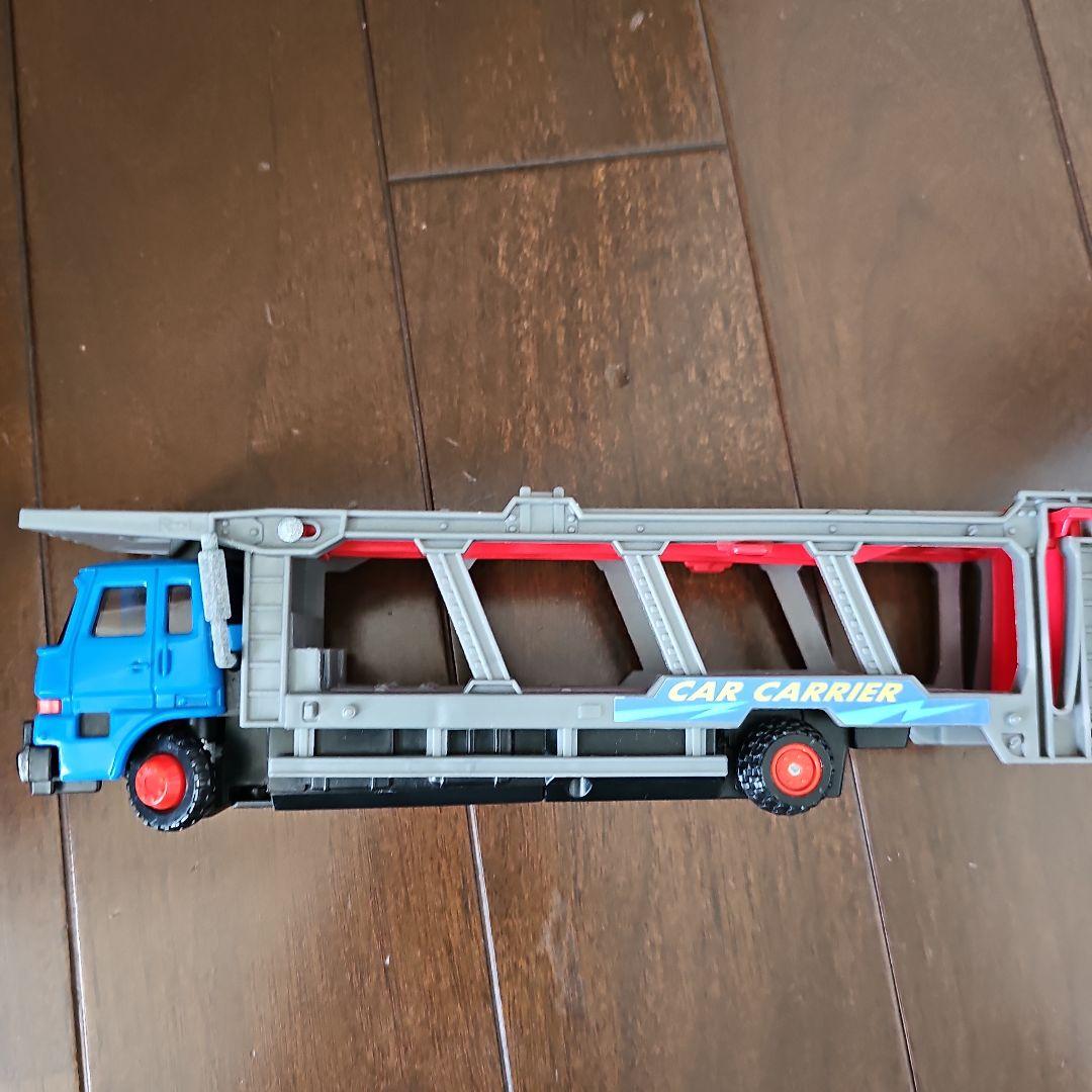 トミカまとめ売り　キャリアカー、フェリー付き