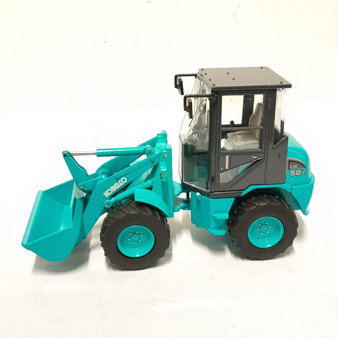 KOBELCO コベルコ LK50Z 1/32 ミニ ホイールローダー A16 - メルカリ