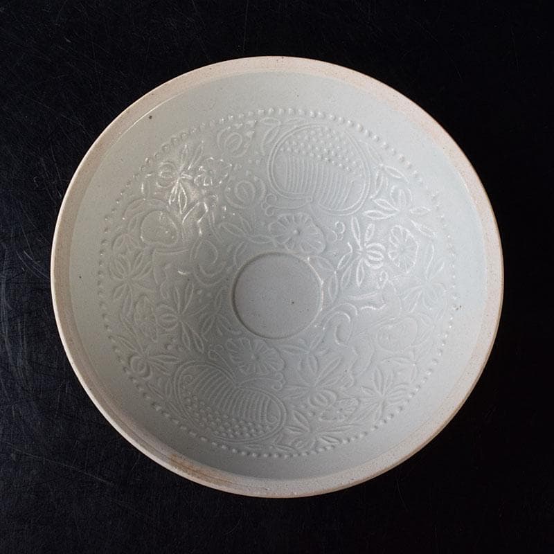 中国 定窯 白磁 刻花文碗 時代箱 V R8462