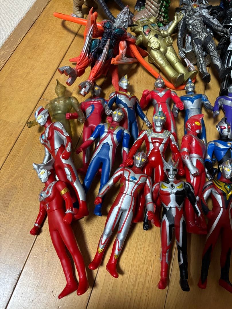 ウルトラマン、ウルトラ怪獣フィギュア　60体セット
