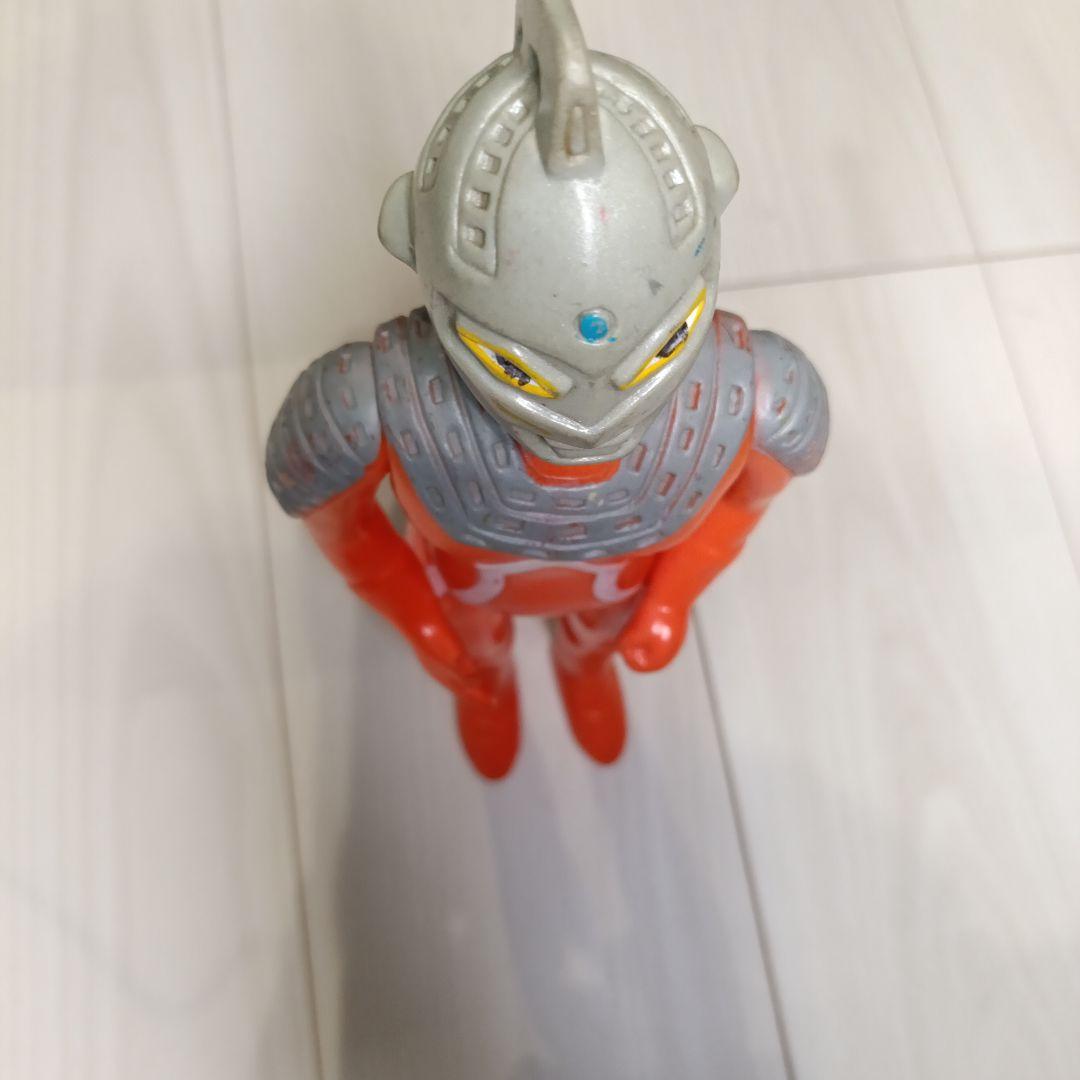汚し塗装 海洋堂 character classics ウルトラセブン レジン