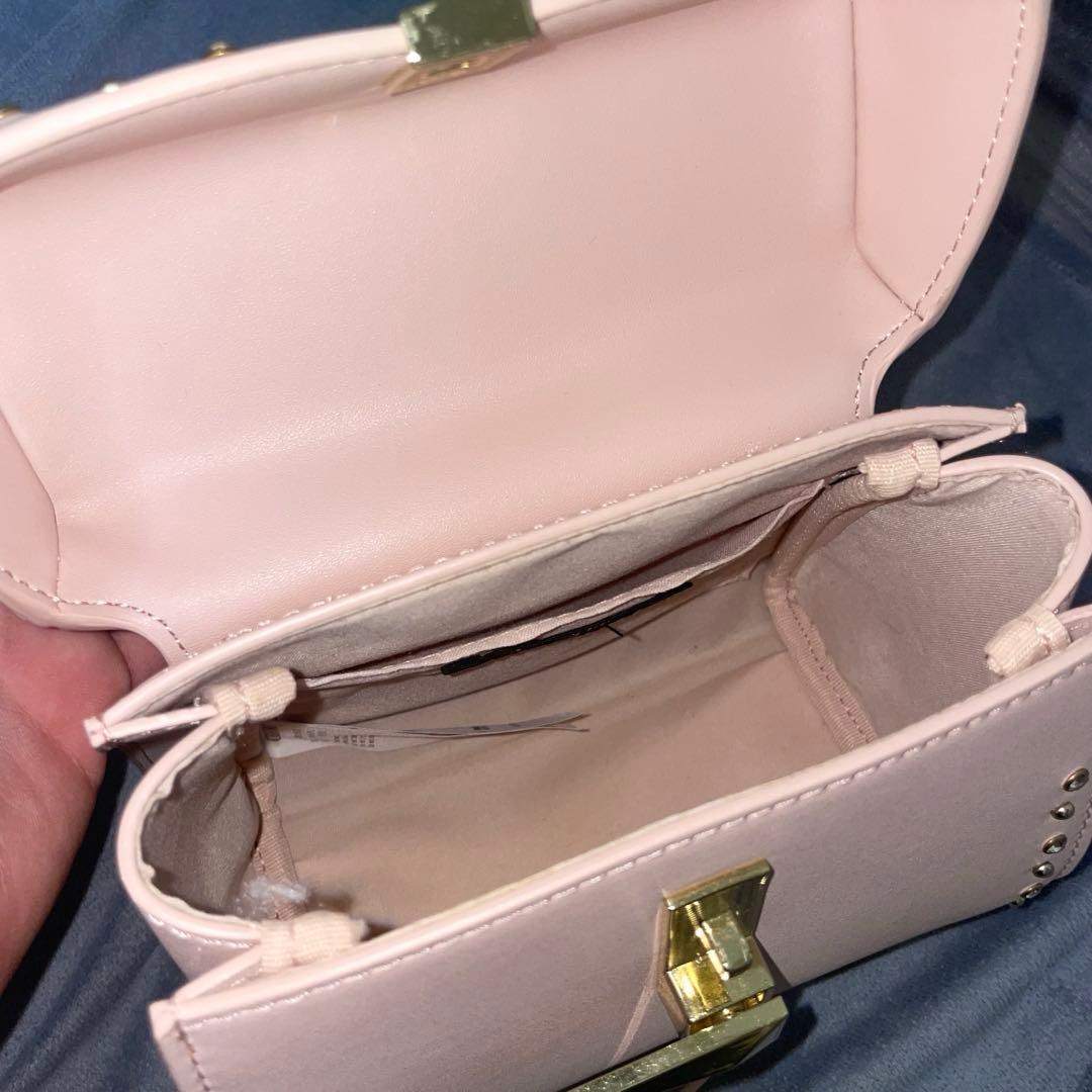 【リュタン】ビジュースタッズポシェット　ピンク