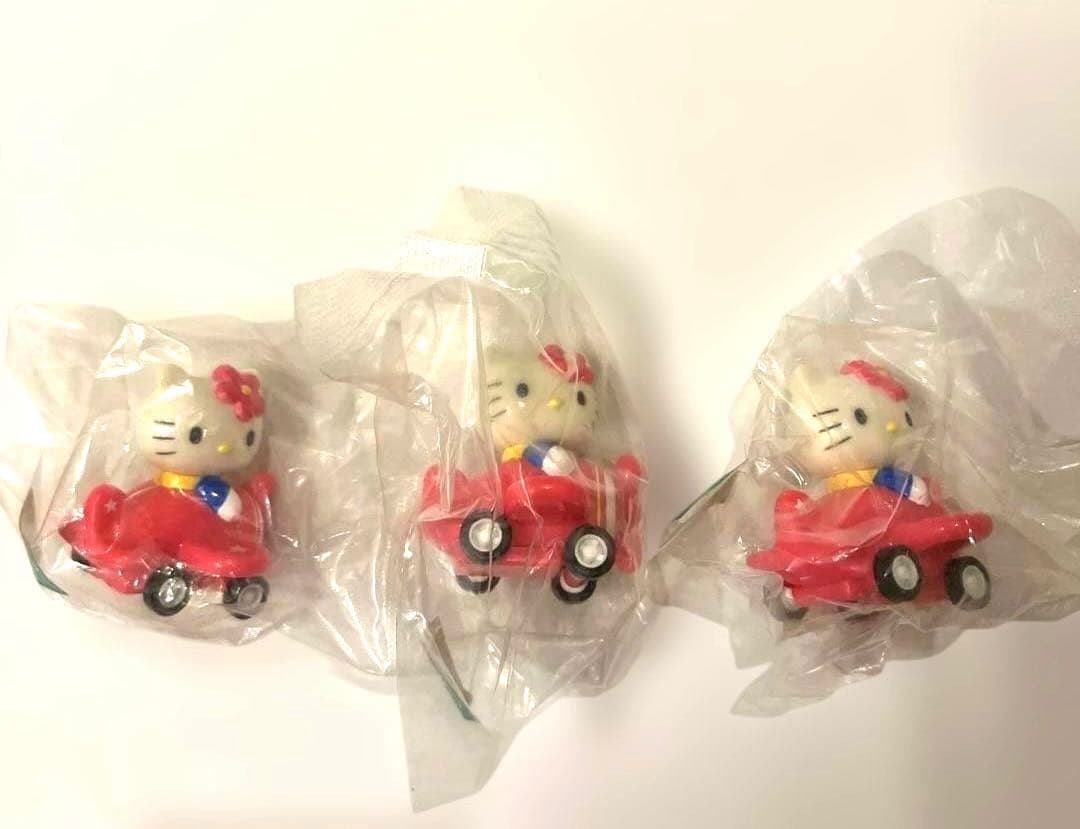 ハローキティ 飛行機型フィギュア3種類7個