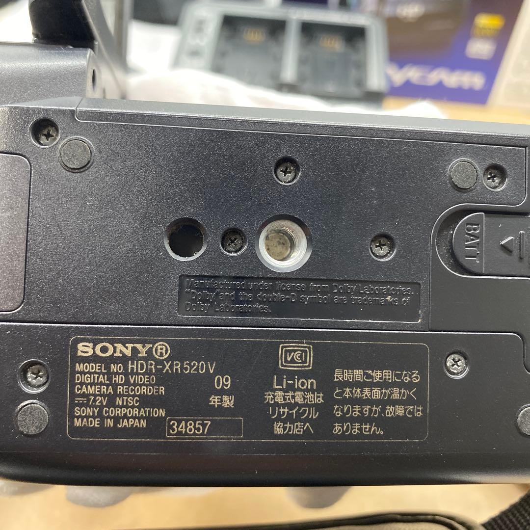 Sony HDR-XR520V フルハイビジョンハンディカムとアクセサリー一式