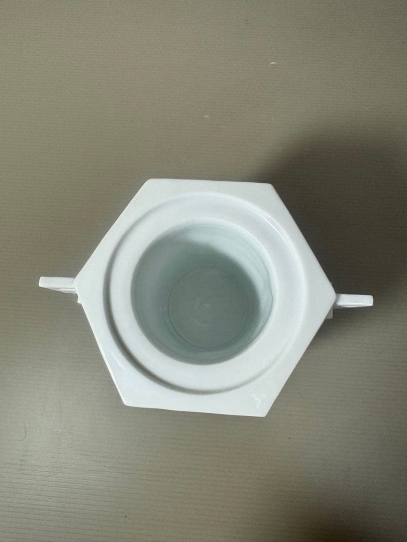 2180 杉原一壷 白磁 六角 透かし 獅子 三足 香炉 未使用 - sararetails.com