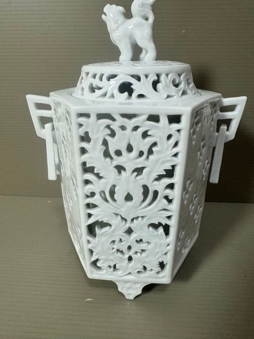 2180 杉原一壷 白磁 六角 透かし 獅子 三足 香炉 未使用 - sararetails.com