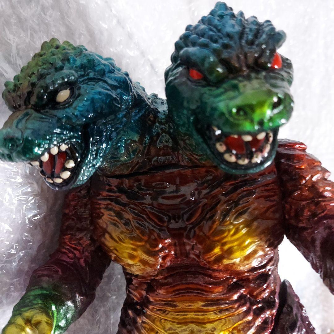 インディーズソフビ　chuchrojass twin minus