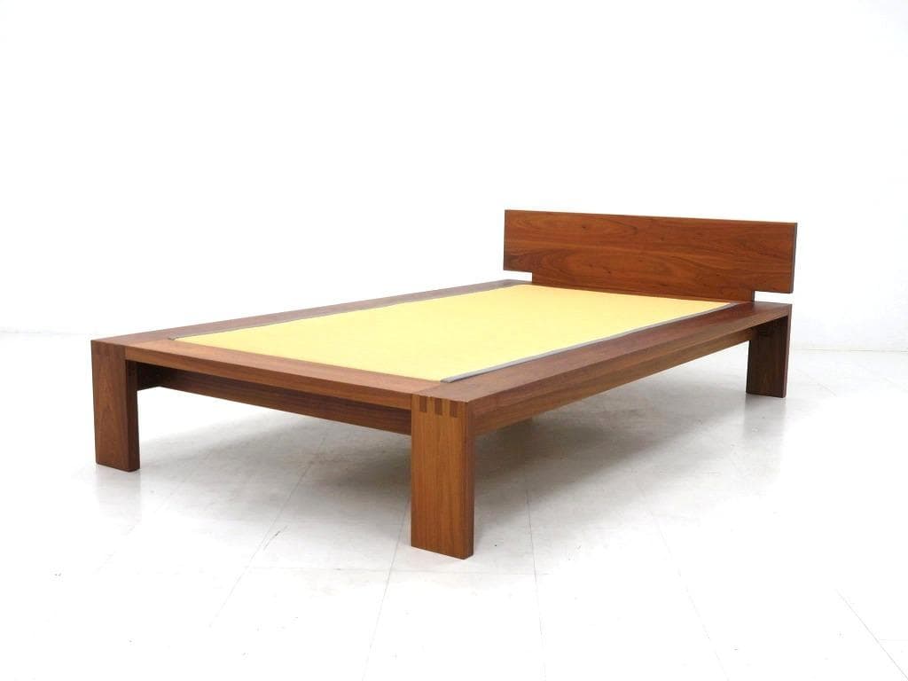 展示品　家具蔵　カグラ　ウォールナット　無垢材　タタミ　シングルベッド