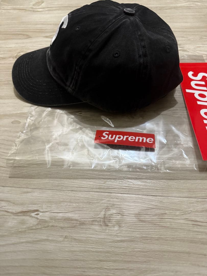 SUPREME Sロゴキャップ 黒 キャップ ロゴ