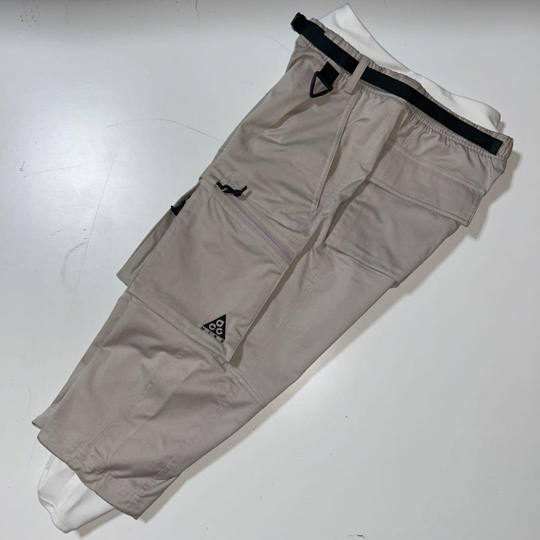 新品タグ付きNIKE ACG WOVEN CARGO PANT