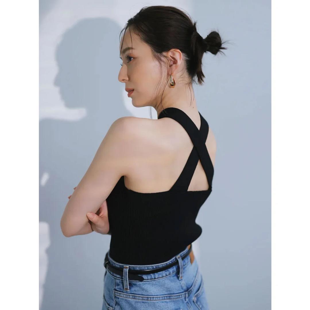 【新品未使用】anuans♡ツイストホルターネックニットトップス