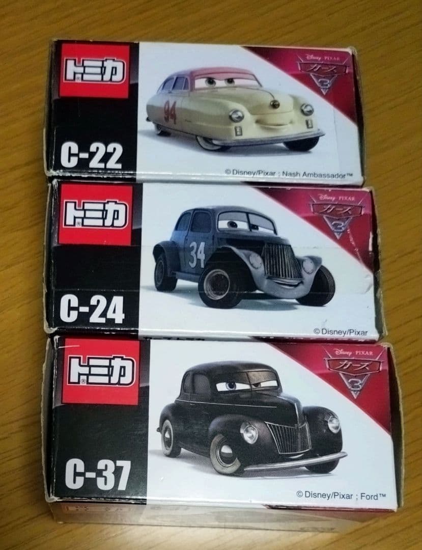カーズ トミカ 3台セット ルイーズナッシュ ジュニアムーン リバー