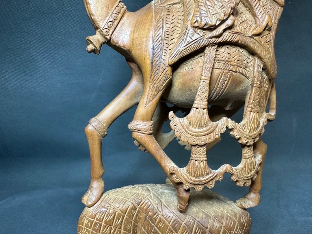 インド 白檀 木彫り 仏教美術 仏像 骨董 木像 木製 仏教 密教 置物