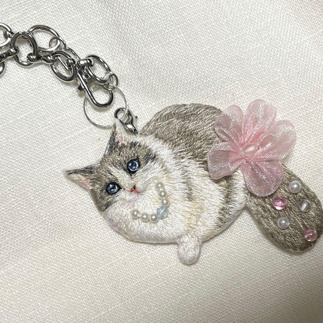 ハンドメイド　刺繍フレーム　刺繍チャーム