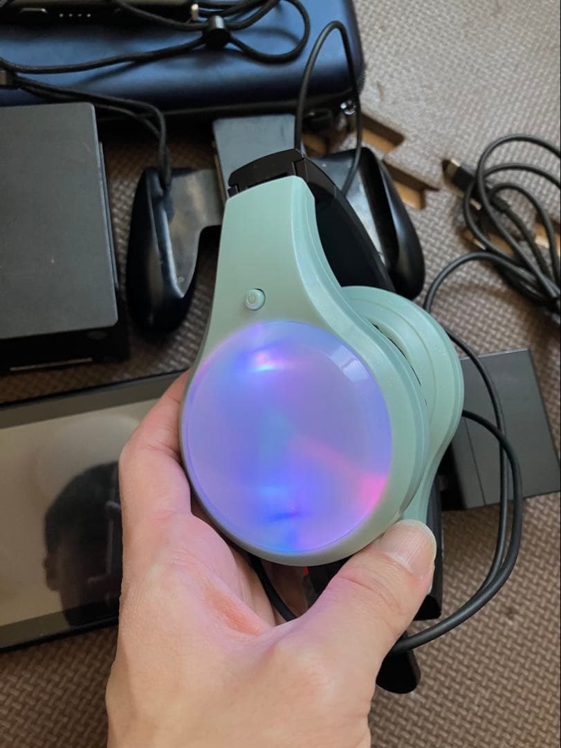 Nintendo Switch バッテリー強化版　2022年製　マイクロSD付き