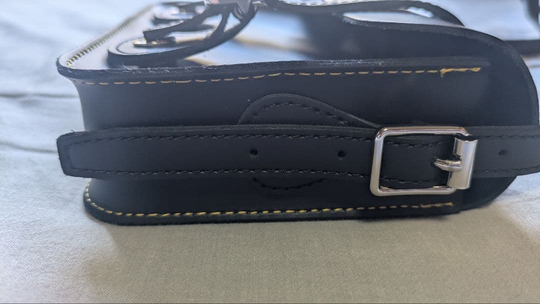 ドクターマーチンサッチェルバック