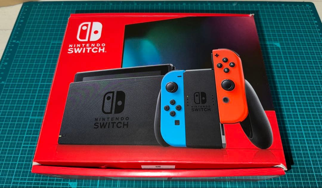 イ*ン様 美品 ニンテンドーSwitch microSDカード256Gのオマケ付