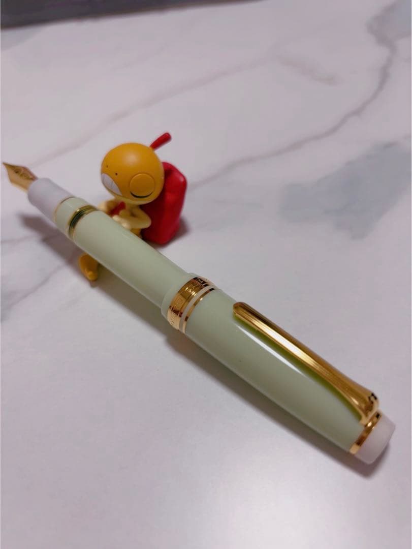 ポエジー文房具オリジナル万年筆 新芽 太字の通販はau PAY マーケット
