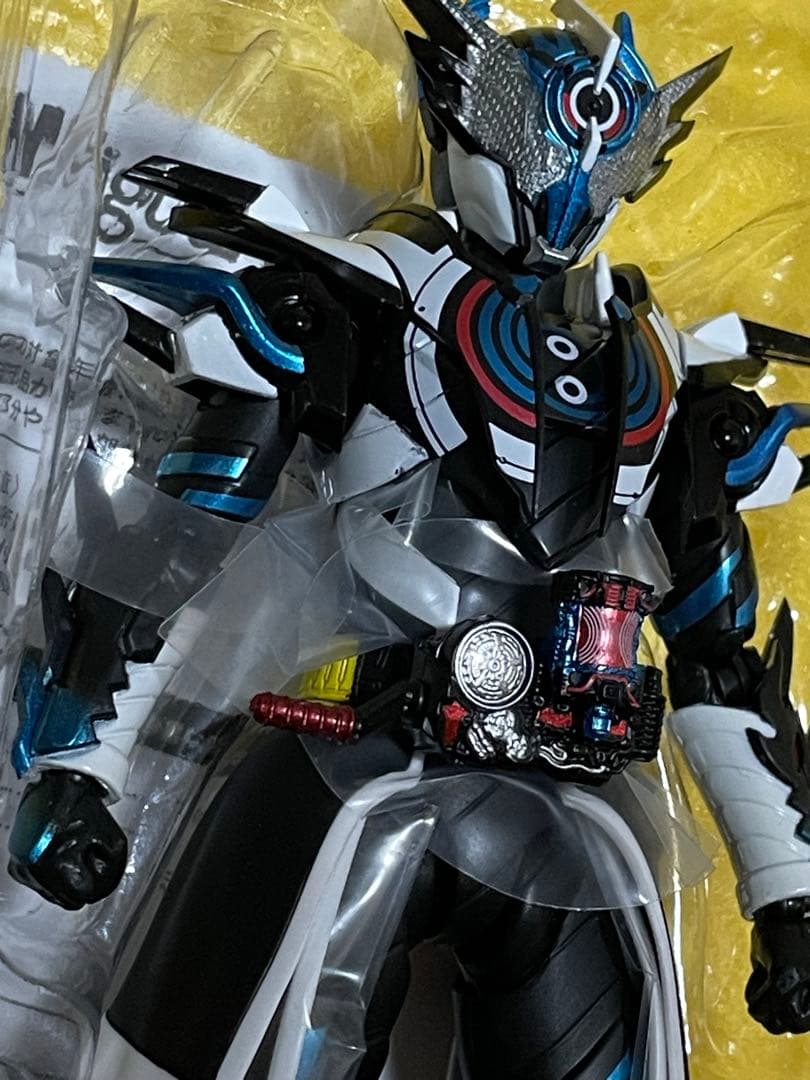 s.h.figuarts ジーニアスフォーム＆クローズエボル セット