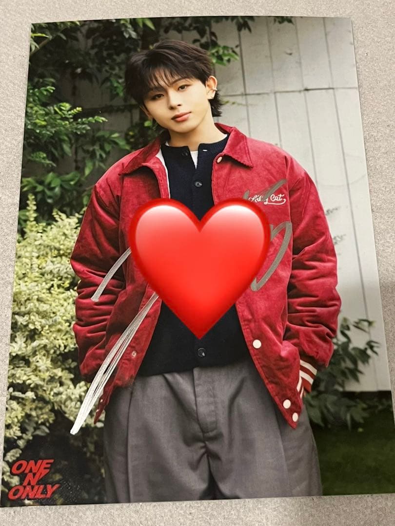 ONE Ｎ’ ONLY EIKU 山下永玖 生写真 サイン入り one n' only さとり少年団 EIKU 山下永玖 サイン 生写真 - メルカリ