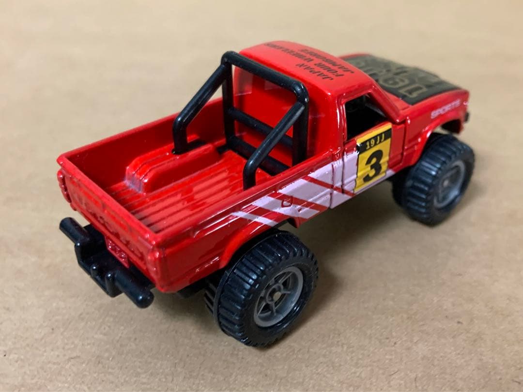 赤箱 トミカ61 JJクラブ特注 トヨタ ハイラックス ビッグフット 日本製
