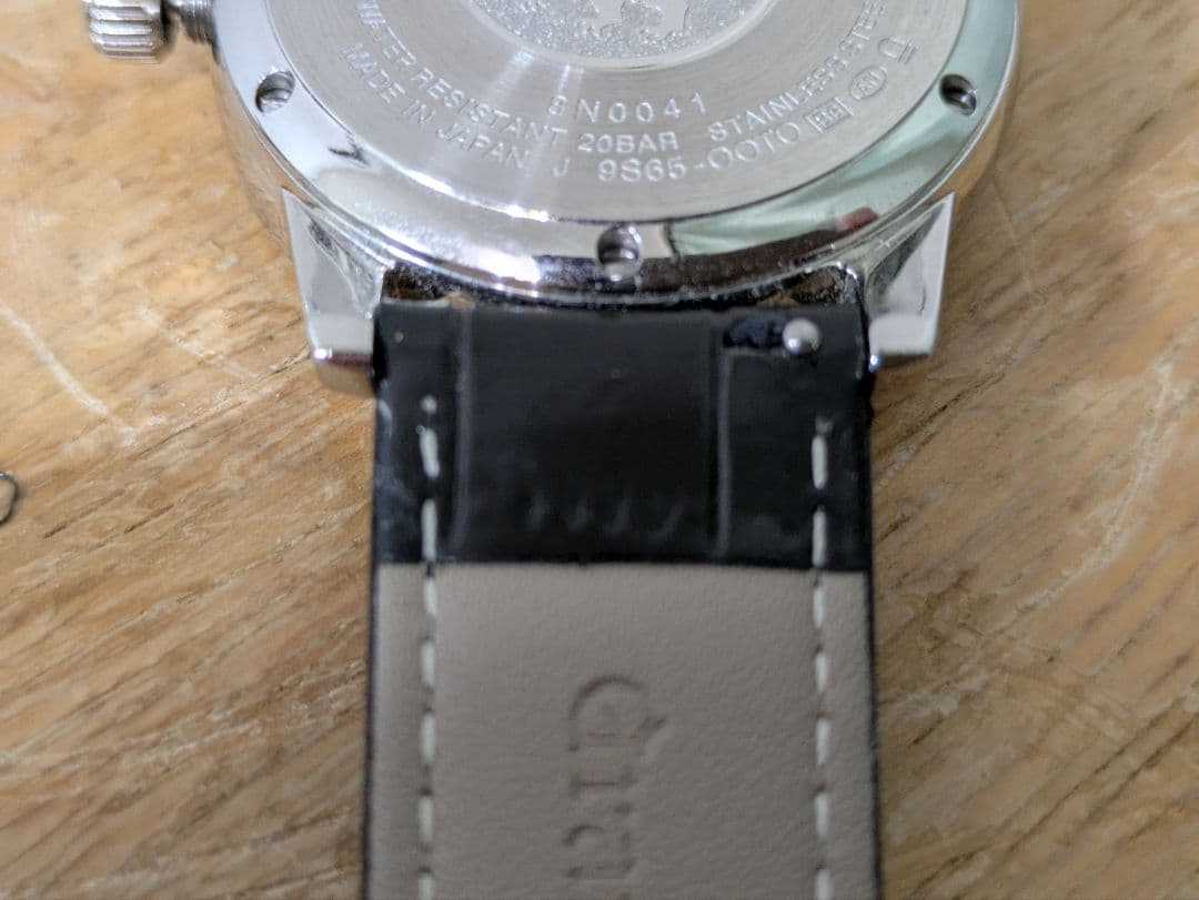 自動巻きアナログ腕時計 シルバー文字盤