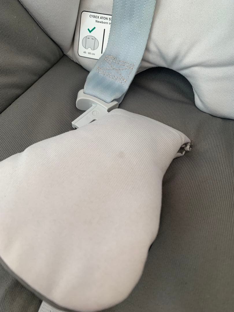 りお様【Cybex】エイトンs2 i-size ベース アダプタ 3点セ