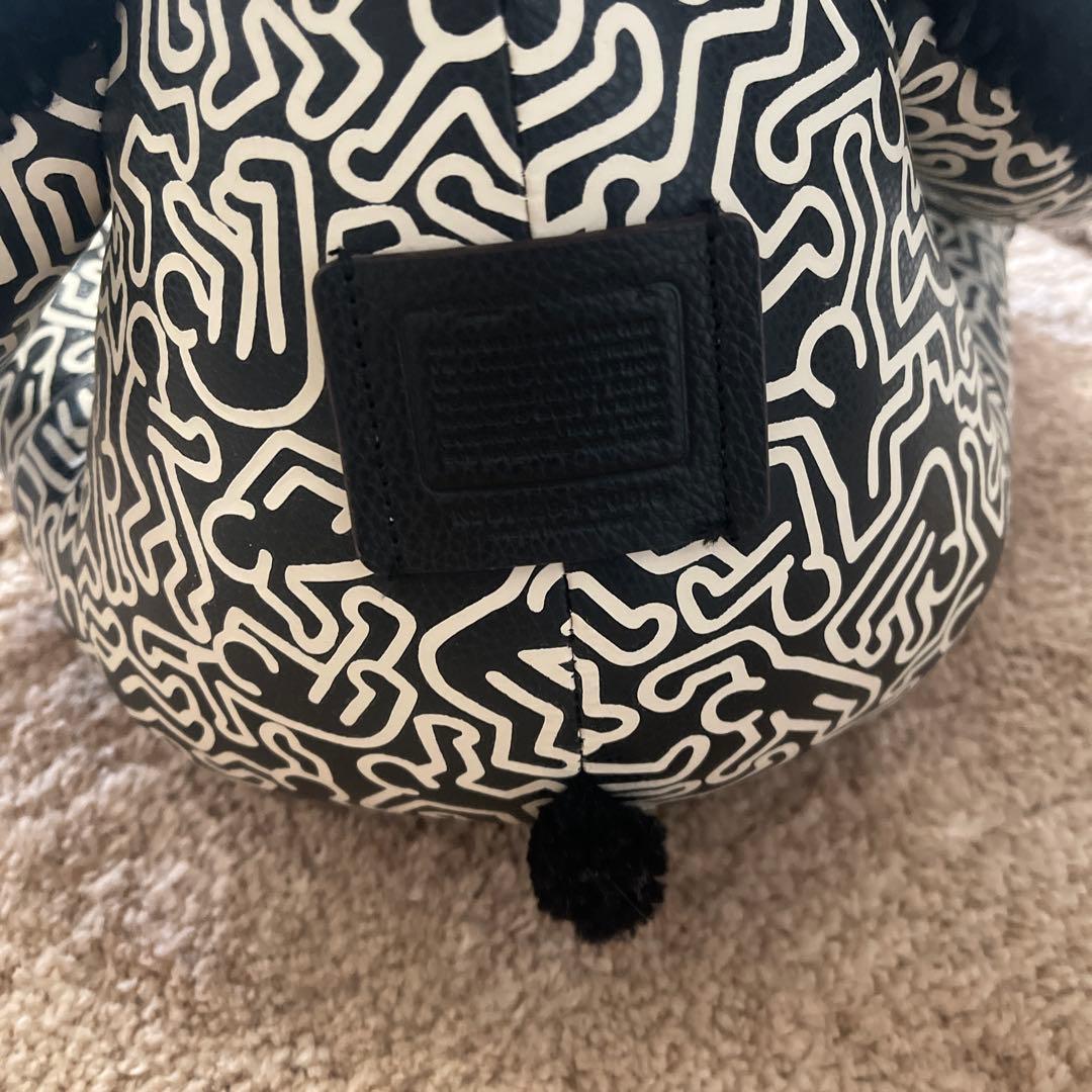 コーチ　キースヘリング　クマ