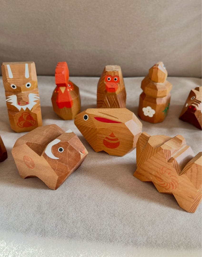 貴重】出羽三山神社 一刀彫 干支人形 9体セット