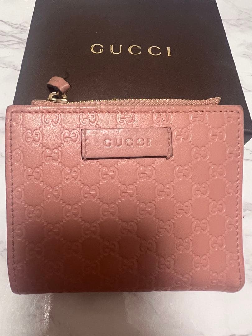 GUCCI 財布　箱付き