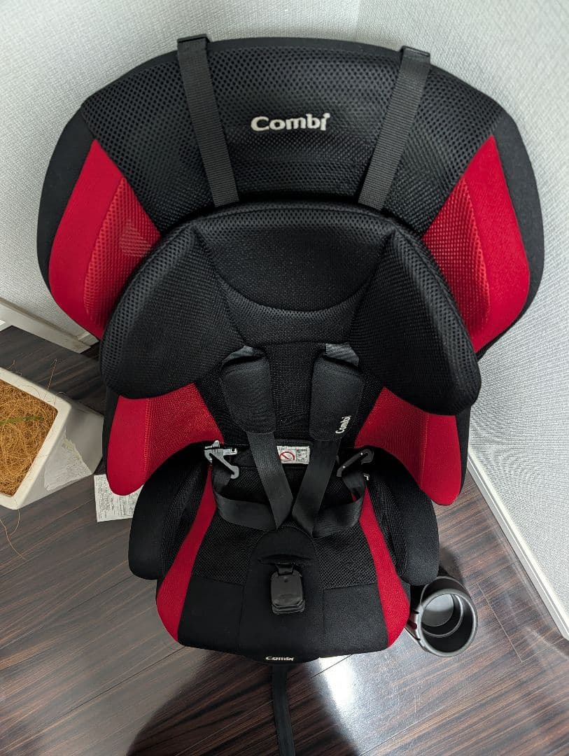 美品】Combi コンビ ジョイトリップ エアスルー GG レッド - メルカリ