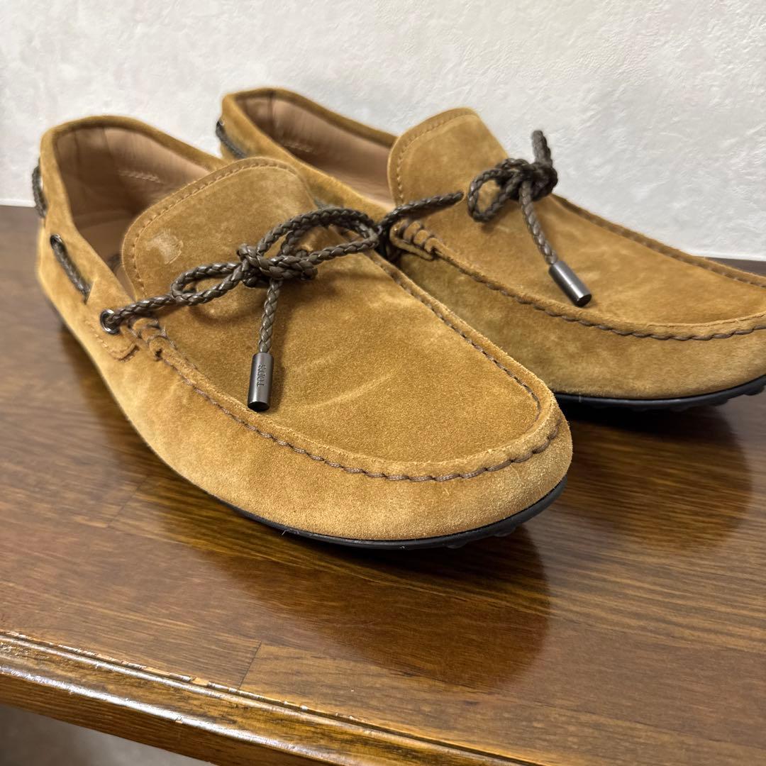 TOD'S ブラウンスエード ローファー