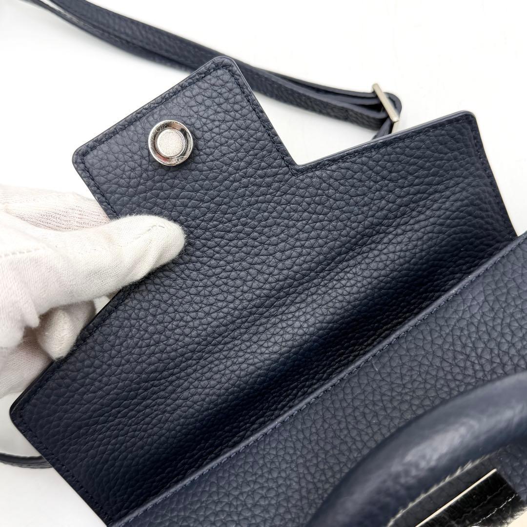 【美品】ヴァジック ハンドバッグ エバーミニミニ ワンハンドル レザー ネイビー