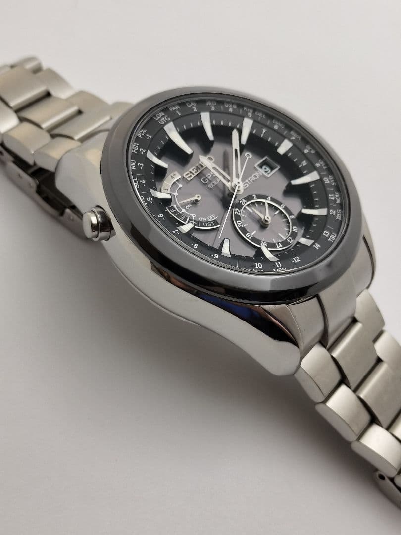 セイコー　アストロン　GPS ソーラー　7x52-0AA0 チタニウム