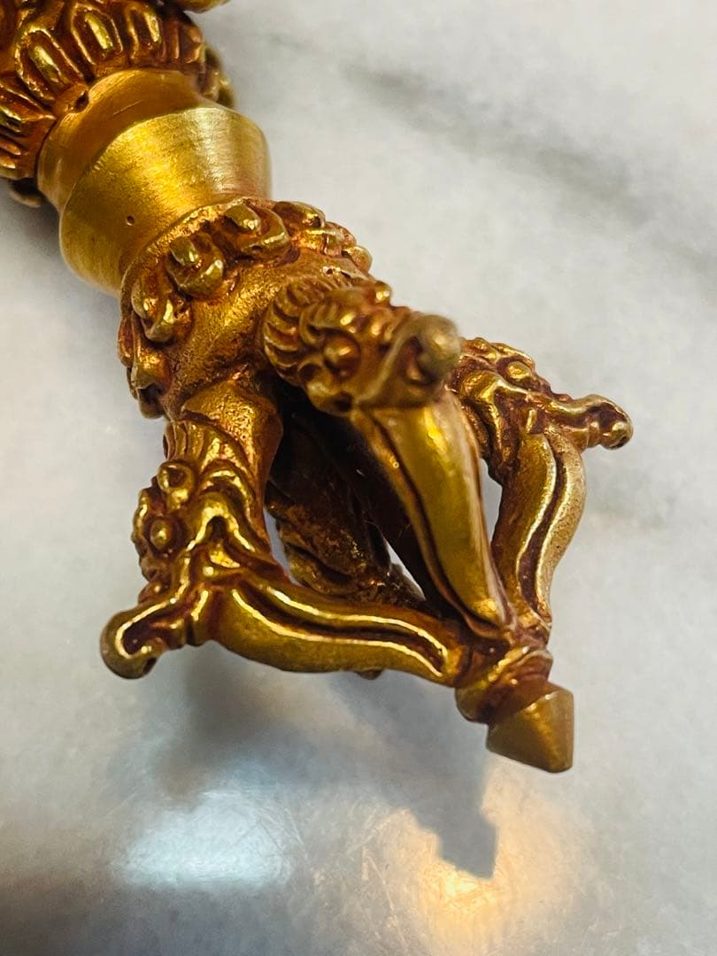 チベット密教　新品 カルタリ刀 10センチ 金メッキ　龍　金剛杵 683