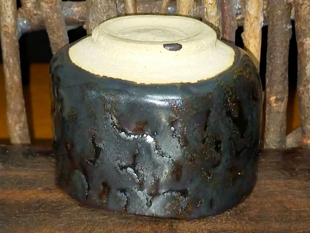 ♥美濃焼♥　織部黒　ぐい呑み　ぐい飲み　瀬戸黒　引出黒　骨董　古玩