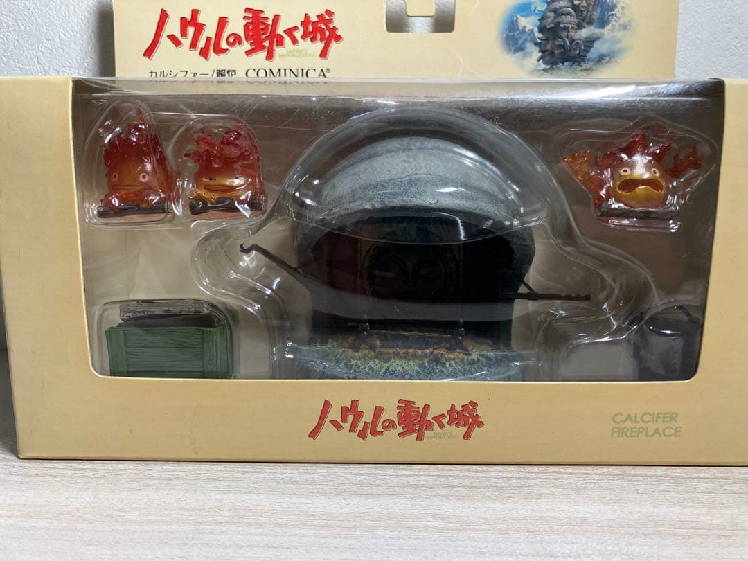 ハウルの動く城 ジブリ カルシファー 暖炉 コミニカ フィギュア