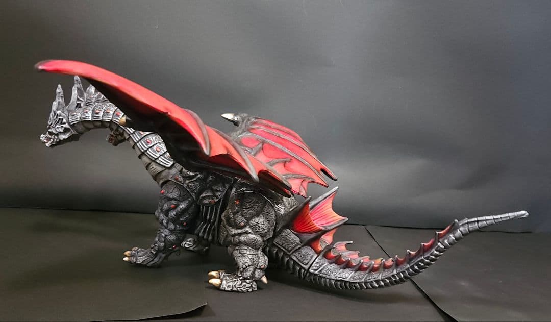 ゴジラ怪獣ソフビデスギドラリペイント完成品