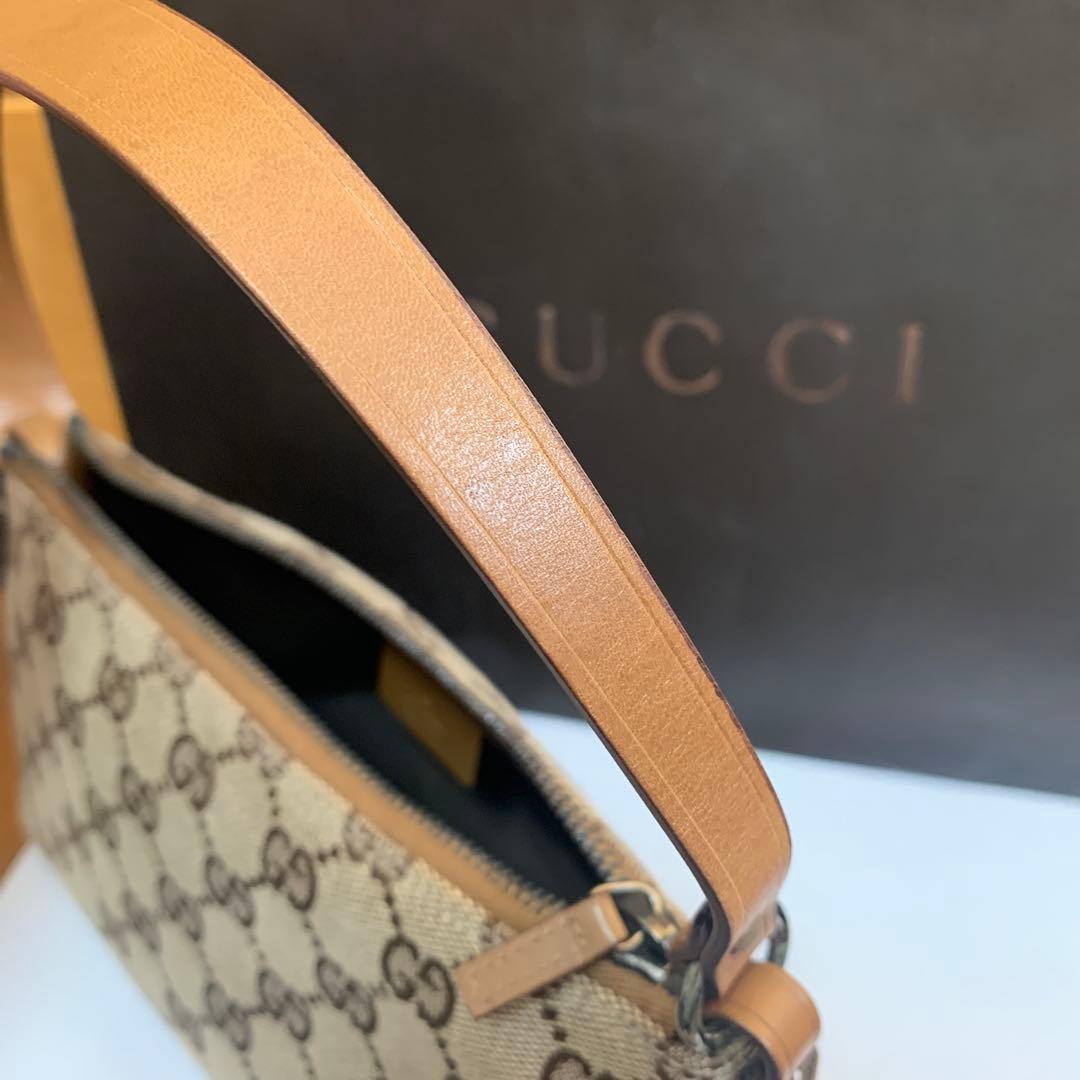 GUCCI GGモノグラム ミニショルダーバッグ