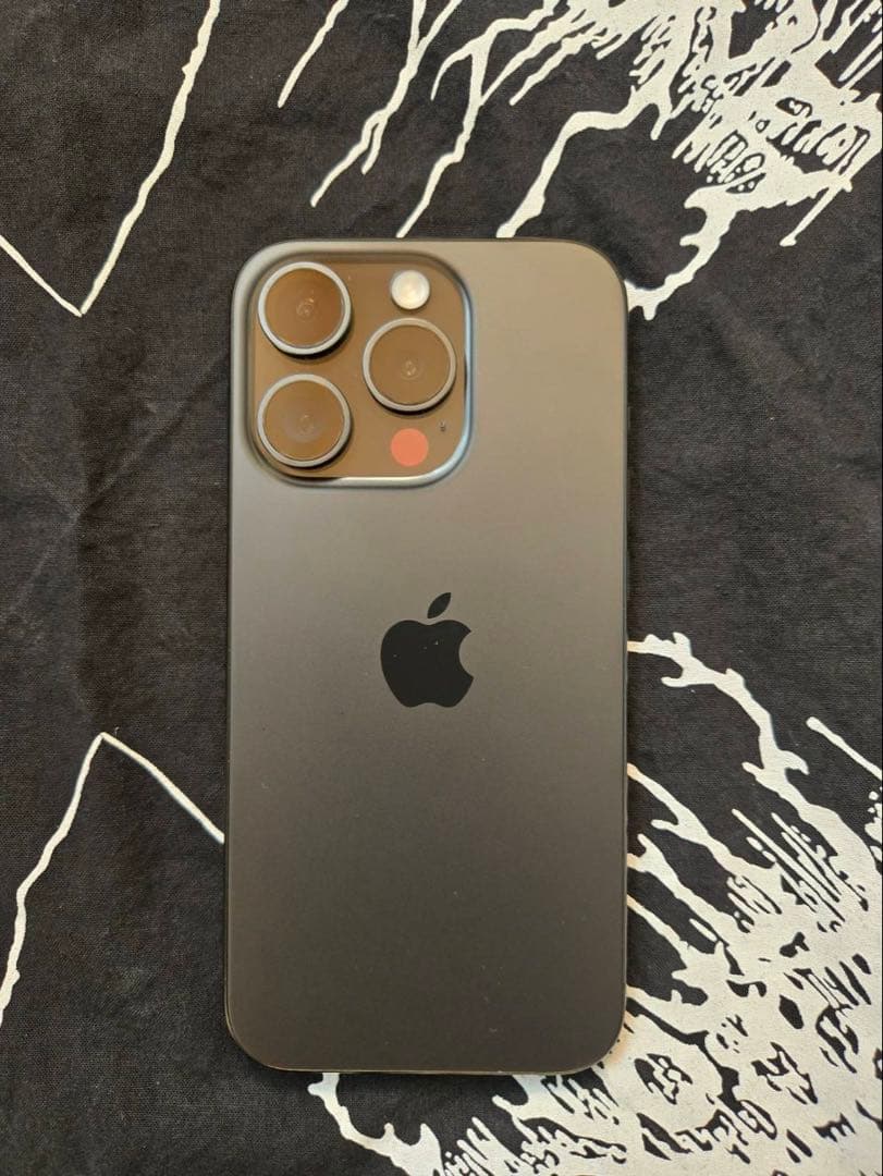 iPhone15 Pro 512GB ブラックチタニウムSIMフリー